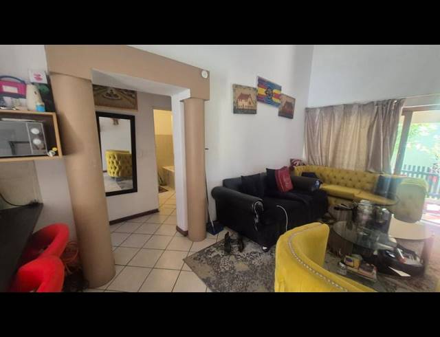 3 BEDROOM APARTMENT FOR SALE IN NORTHWOLD